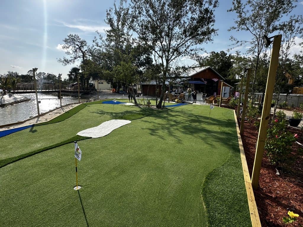 backyard putting green made with artificial turf